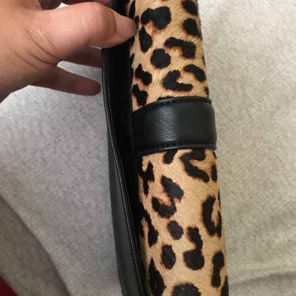 ✨SOLD ✨ ALDO ANIMAL PRINT WALLET/CLUTCH - Picture 5 of 8